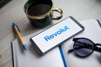 Revolut ist ein weltweit agierendes Fintech-Unternehmen mit über neun Millionen Kunden in Großbritannien und insgesamt 45 Millionen Nutzern weltweit.