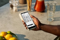 Das SumUp-Terminal: Ein kompaktes Gerät, das den Verkaufsalltag von kleinen Unternehmen vereinfachen soll.