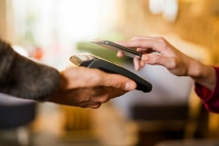 Mobile-Payment-GooglePay-PayPal (© gettyimages)