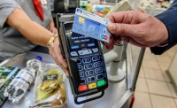 Derzeit wird die Girocard kontaktlos im Raum Kassel erprobt. Foto: © Deutsche Volksbanken und Raiffeisenbanken