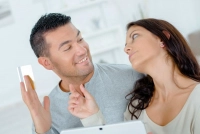 Kreditkartenlimit (© gettyimages)