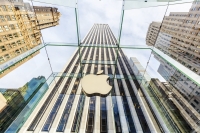 Apple macht es Nutzerinnen schwierig die Dienste und Produkte ohne Kreditkarte zu nutzen. © iStock