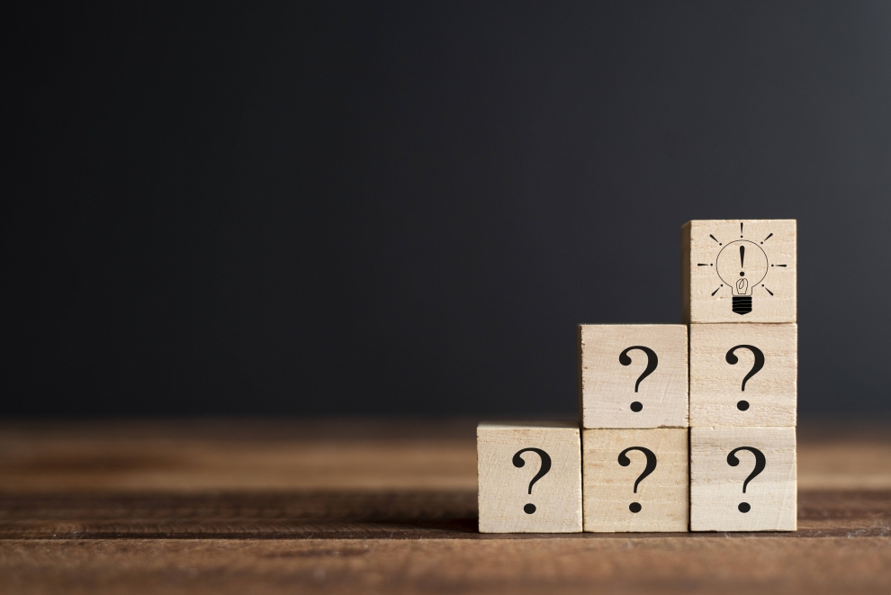 Kündigungsfrist abgelaufen, was nun? Maßnahmen sollten Sie rasch ergreifen, etwa Ihr Restguthaben überweisen.