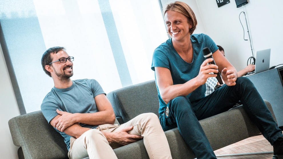 Revoluts Führungsteam Nikolay Storonsky (CEO, r.) und Vlad Yatsenko (CTO) feiert Rekorde und Jubiläum.